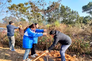 Thầy và trò Trường PTDTNT THCS & THPT huyện Lộc Bình.