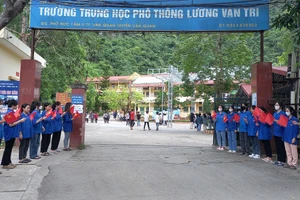 234 thí sinh vắng trong buổi làm thủ tục dự thi lớp 10.