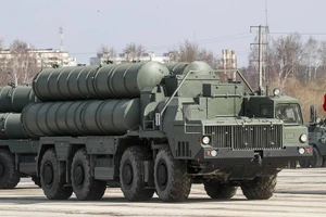 Tên lửa S-400. Ảnh TASS.