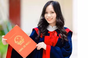 Trịnh Thị Soan - học sinh Trường Phổ thông Dân tộc Nội trú Trung học cơ sở - Trung học phổ thông Lộc Bình (huyện Lộc Bình, tỉnh Lạng Sơn). Ảnh NVCC.