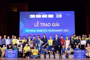 Các đội đạt giải tại National Robotics Tournament 2022.