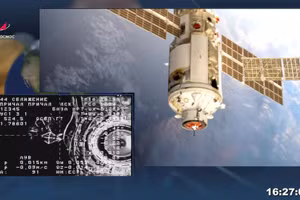 Mô-đun Nauka trong quá trình cập Trạm Không gian Quốc tế (ISS) vào ngày 29/7/2021.