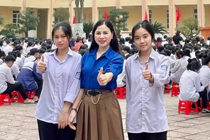 Cô Lê Thị Tâm, giáo viên tiếng Anh, Trường THPT Hương Khê (huyện Hương Khê, tỉnh Hà Tĩnh). Ảnh NVCC.