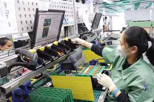 Trong 2 tháng đầu năm 2023, TPHCM xếp thứ 2 cả nước về thu hút vốn FDI (Nguồn: Trang Điện tử Đảng Bộ Thành phố Hồ Chí Minh).