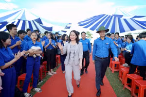 Quyền Chủ tịch nước dự lễ khởi động hưởng ứng Tháng Thanh niên tại Bình Thuận