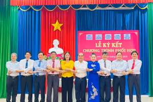 Hội nghị ký kết chương trình phối hợp giữa Ban Thường trực UBMTTQVN tỉnh Bình Phước với các cấp, ngành, tổ chức chính trị - xã hội tỉnh.