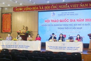 Khai mạc hội thảo quốc gia 2021 với chủ đề “Nghiên cứu và Giảng dạy Ngoại ngữ, Bản ngữ và Quốc tế học trong thời kỳ hội nhập”.