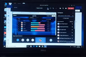 Trường THCS Lê Thánh Tôn (quận Hải Châu) tổ chức ôn tập trực tuyến trong thời gian HS tạm dừng đến trường.