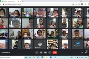 GV Trường Tiểu học Lê Lai (quận Hải Châu, TP Đà Nẵng) tổ chức gặp mặt HS online để chuẩn bị năm học mới 