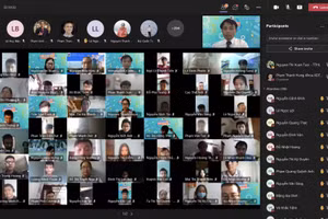 Tân Sinh viên trường ĐH Bách khoa, ĐH Đà Nẵng tham gia chương trình tựu trường online