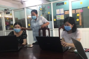 Trường THCS Chu Văn An (quận Thanh Khê) tổ chức kiểm tra thử đề rà soát thiết bị, chất lượng đường truyền...