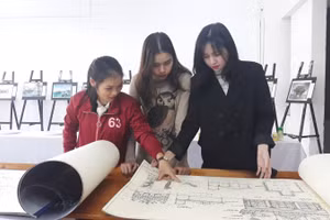 Giảng viên và SV trường ĐH Kiến trúc Đà Nẵng đã tổ chức nhiều hoạt động khảo sát, thu thập dữ liệu về các làng chài ở Đà Nẵng