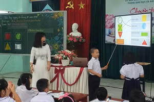 Một giờ học của lớp 1 trường Tiểu học Núi Thành (quận Hải Châu, Tp Đà Nẵng).