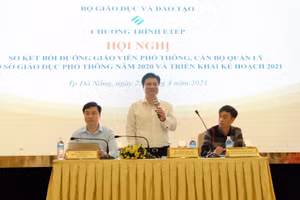 Thứ trưởng Bộ GD&ĐT Nguyễn Hữu Độ đề nghị Chương trình ETEP, các trường ĐH Sư phạm trọng điểm và các Sở GD&ĐT xây dựng kế hoạch bồi dưỡng GV, CBQL năm 2021 đảm bảo khoa học, minh bạch.