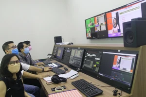 Studio phục vụ dạy học trực tuyến tại trường ĐH Ngoại ngữ, ĐH Đà Nẵng