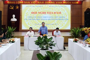 Quang cảnh hội nghị