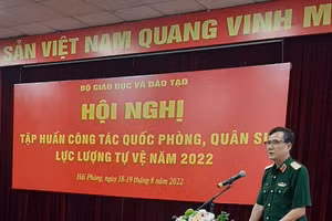 Thiếu tướng Phạm Đức Tú- Vụ trưởng Vụ Giáo dục Quốc phòng và An ninh, Bộ GD&ĐT phát biểu khai mạc
