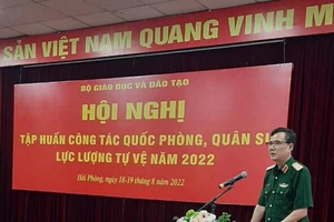 Thiếu tướng Phạm Đức Tú- Vụ trưởng Vụ Giáo dục Quốc phòng và An ninh, Bộ GD&ĐT phát biểu khai mạc