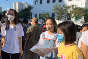 Học sinh dự kỳ kiểm tra vào lớp 6 trường chuyên Hà Nội - Amsterdam.