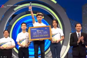 Nam sinh Hà Tĩnh chiến thắng áp đảo tại cuộc thi tuần Olympia