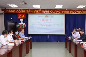 Quang cảnh buổi làm việc