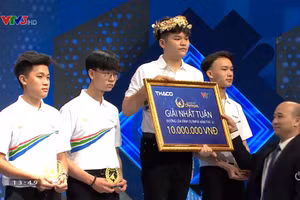 Vũ Nguyên Sơn giành vòng nguyệt quế.