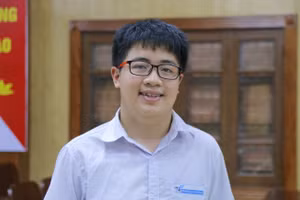 Ngô Quý Đăng đạt huy chương vàng môn Toán học tại Olympic quốc tế Zhautykov.