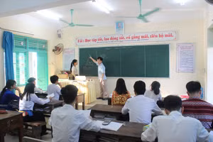 Mạng lưới các trường phổ thông dân tộc nội trú không ngừng được củng cố, phát triển