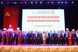 Buổi lễ diễn ra thành công tốt đẹp.