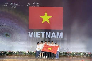 6/6 thí sinh Việt Nam tham dự đạt giải Cuộc thi Olympic Toán học quốc tế năm 2022.