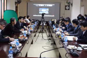 Tọa đàm với chủ đề “Phụ nữ khuyết tật - Con đường kinh doanh trực tuyến”.