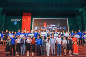 Cuộc thi “Tiếng anh trong sinh viên - Star awards 2021” tạo sân chơi trao đổi học tập ngoại ngữ cho đoàn viên, sinh viên.