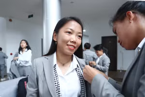 AFC vinh danh 2 cầu thủ tuyển nữ Việt Nam