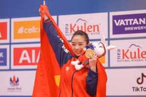  Việt Nam tiếp tục dẫn đầu bảng tổng sắp huy chương SEA Games 32