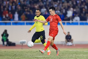 Giá nhiều cầu thủ Việt Nam tăng vọt thời HLV Troussier