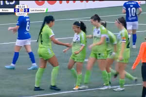 Video: Huỳnh Như lại ghi 'siêu phẩm' ở Bồ Đào Nha 