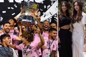 Messi tri ân Inter Miami sau trận đấu cuối cùng mùa giải 2023