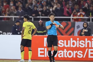 AFF phạt nặng cầu thủ Malaysia đánh nguội Văn Hậu