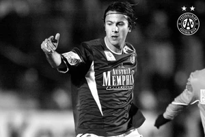 Cựu tuyển thủ Áo bị bạn thân bắn chết