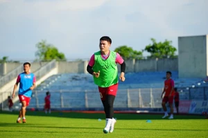 'Ronaldo Việt Nam' sẵn sàng xung trận V.League