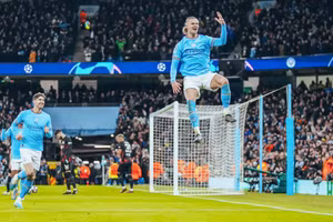 Những cầu thủ nào cán mốc 10 bàn thắng tại Champions League trước tuổi 21? 