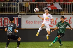 Hoàng Anh Gia Lai chia tay tiền đạo Văn Toàn 