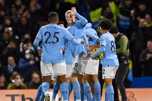 Man City đẩy Chelsea lún sâu vào khủng hoảng 