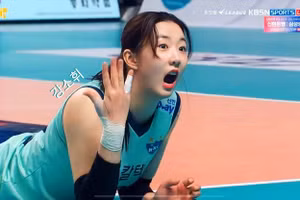 Ngẩn ngơ trước vẻ yêu kiều của ‘thiên thần bóng chuyền Hàn Quốc’