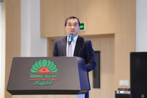 GS.TS Trần Văn Thuấn - Thứ trưởng Bộ Y tế phát biểu tại hội nghị.