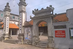 Đình làng Bát Tràng – nơi lưu giữ dấu ấn các vị đại khoa.