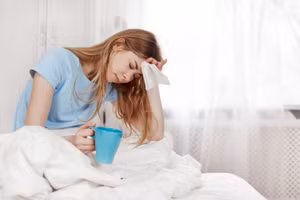 Phải dậy sớm 1 giờ khiến nhiều người cảm thấy mệt mỏi.