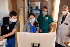 Đại dịch giúp định hình mục tiêu của sinh viên y khoa.