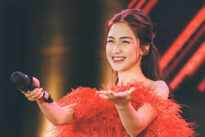 Hòa Minzy ở đâu trong Vbiz?