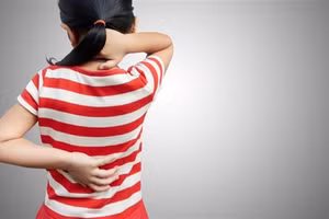 5 sự thật cần biết về cong vẹo cột sống ở trẻ 